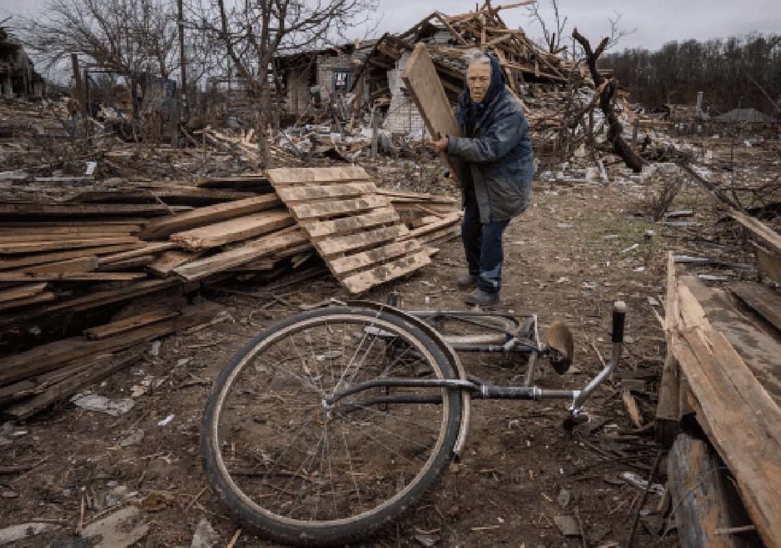 סנאטור רפובליקני ביקר באוקראינה: "תמונות שאף אחד לא צריך לראות בחייו"