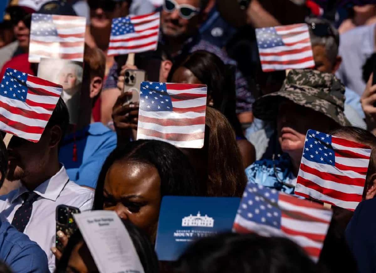 ראיונות וטקסי אזרחות בהקפאה: רופאה שעמדה להישבע נדחתה