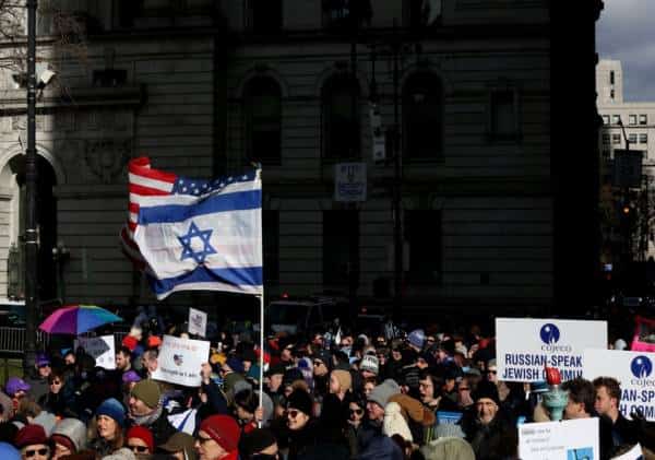 "לא לשנאה, לא לפחד": היום בו ניו יורק התייצבה לצד הקהילה היהודית במפגן תמיכה ענק