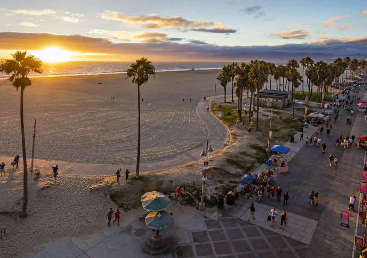 הממשל הפדרלי בוחן: רצועת החוף של לוס אנג'לס תחת אחריות רשות הפארקים