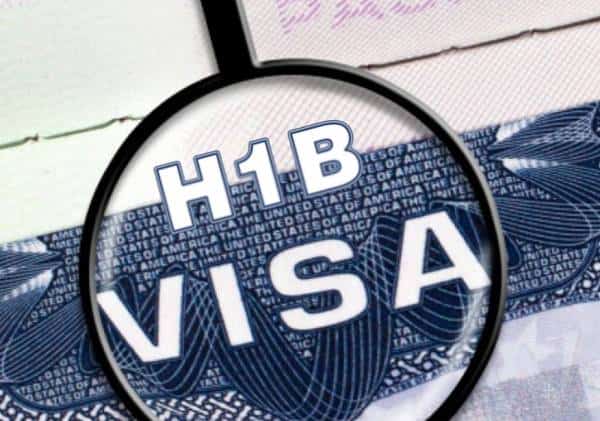 בעזרת ויזות H-1B: אובר מפטרת אמריקאים ומעסיקה מהנדסים זרים