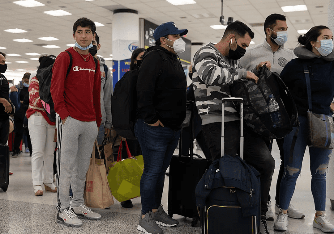 מאות טיסות נוספות בוטלו בעקבות התפשטות האומיקרון