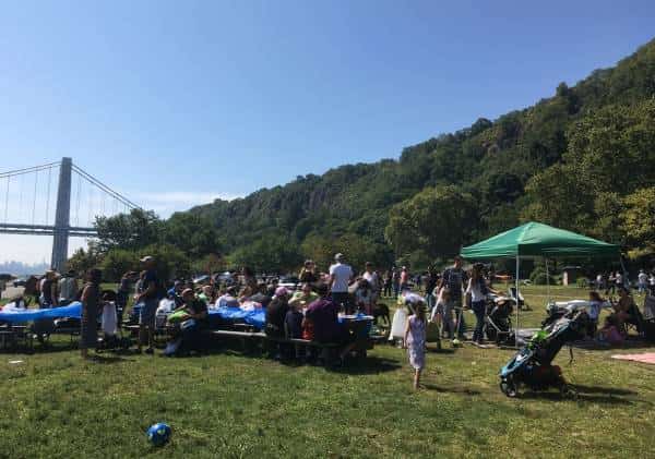 "כולם מכירים ועוזרים, תחושה שאנחנו נמצאים בארץ": תופעת הקהילות השיתופיות מאחדת את הישראלים בניו יורק