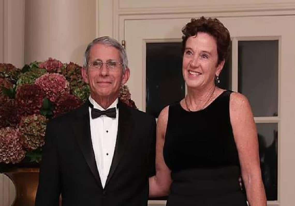 פאוצ'י, הקורונה והמיליונים בבנק: מסמכים חדשים חושפים - "ככה פאוצ'י עשה מיליונים כראש ה-NIH"