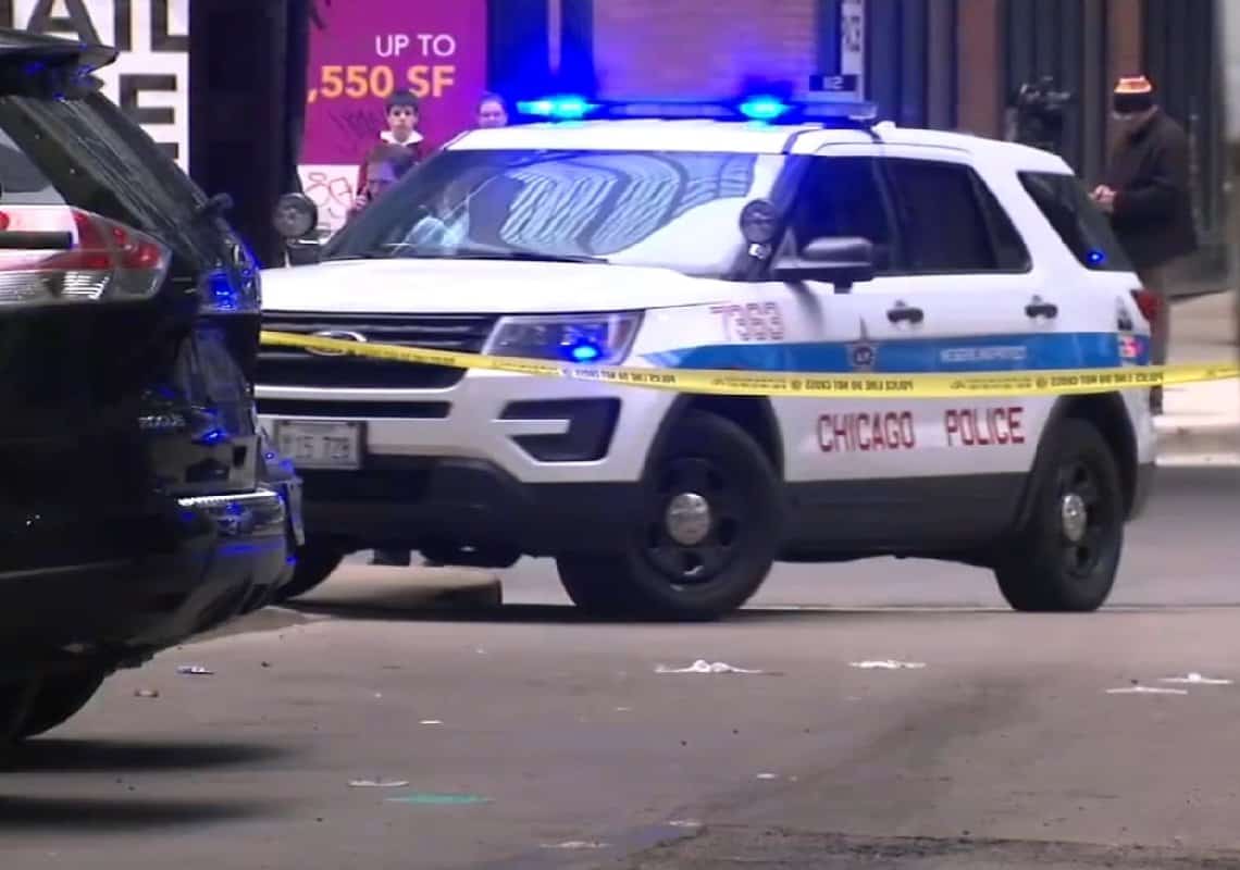 גל האלימות בשיקגו נמשך: 7 נרצחו ו-25 נפצעו באירועי ירי בסוף השבוע