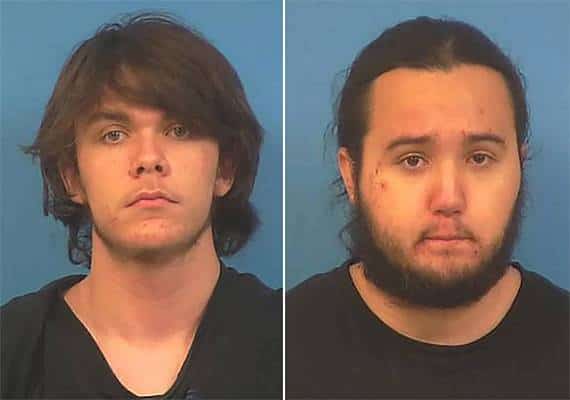 מזעזע: שני נערים דקרו למוות את אמם המאמצת