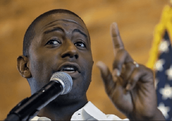 טראמפ על גילום: הוא גנב; גילום בתגובה: לא מתאבקים עם חזיר