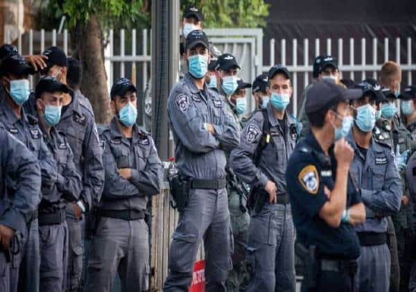 דעה: כך שרדתי חקירה של החטיבה היהודית בשב"כ - האם משטרת ישראל שונאת דתיים?