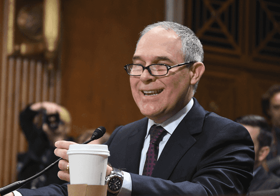 השר להגנת הסביבה סקוט פרואיט התפטר