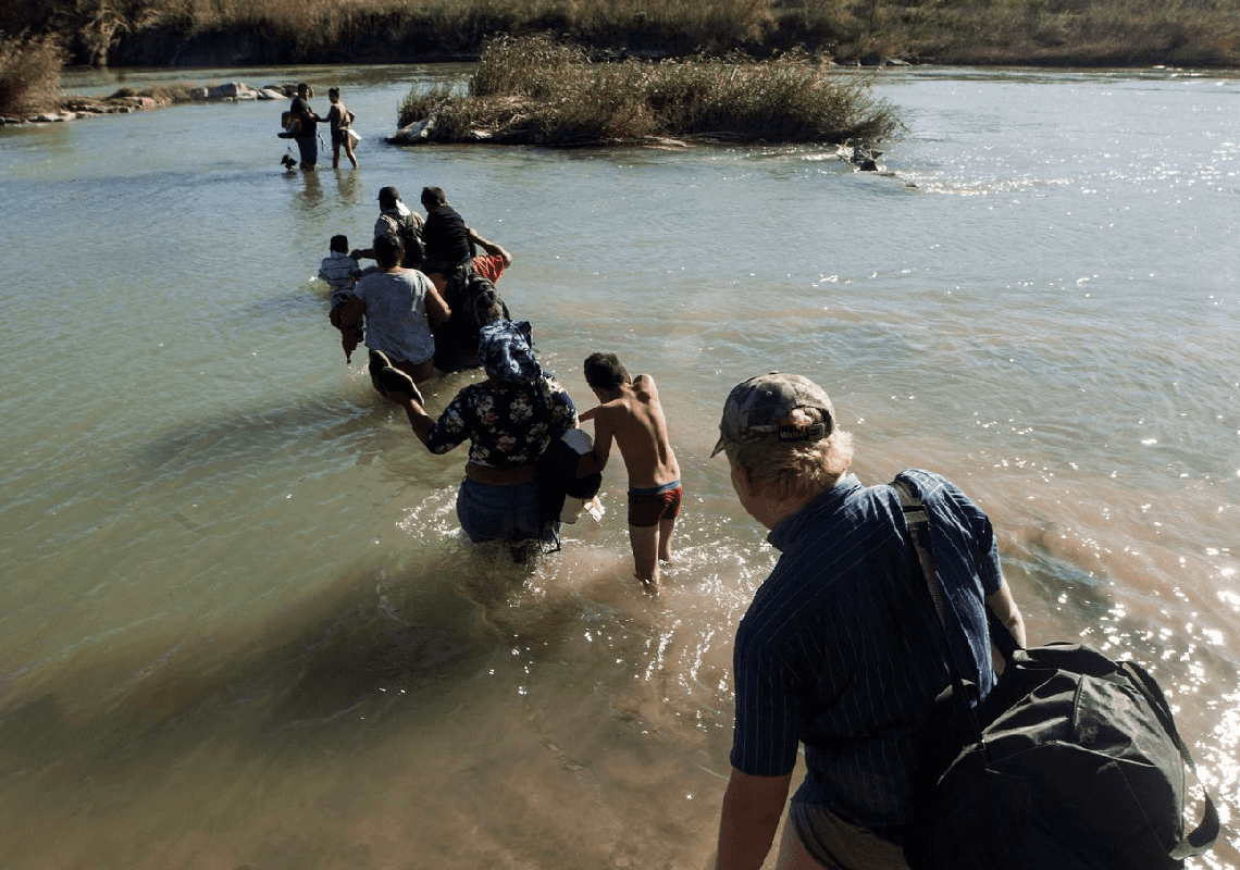 מבריח ממקסיקו חושף: זהו הסכום שמסתננים מוכנים לשלם כדי להיכנס אל ארה"ב