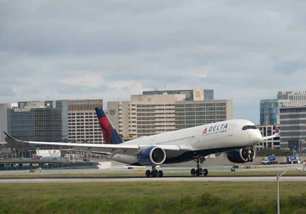 לראשונה מתחילת המשבר: חברת תעופה אמריקאית מחדשת את טיסותיה לסין