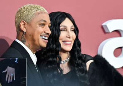 הזמרת שר שוברת את הרשת: האם היא התחתנה עם בן הזוג הצעיר שלה?