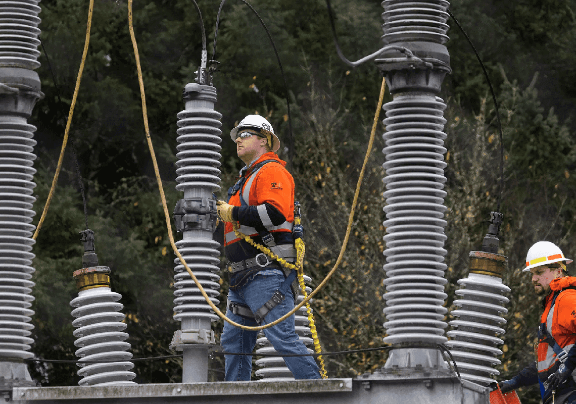 פגיעה זדונית בקווי חשמל: אלפים בוושינגטון נותרו ללא חשמל 