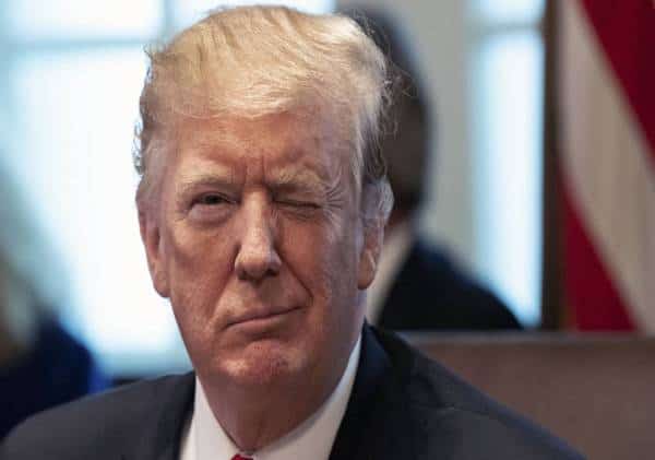 טראמפ במתקפת ציוצים חסרת תקדים בחריפותה כנגד בכירים בסין: "בבקשה תסבירו למסומם הזה שסין עשתה את זה"