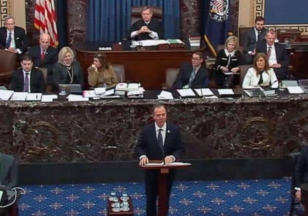 האם משפט הדחת טראמפ עשוי להשפיע על הבחירות? רק שליש מהאמריקאים הביעו תמיכה בנשיא