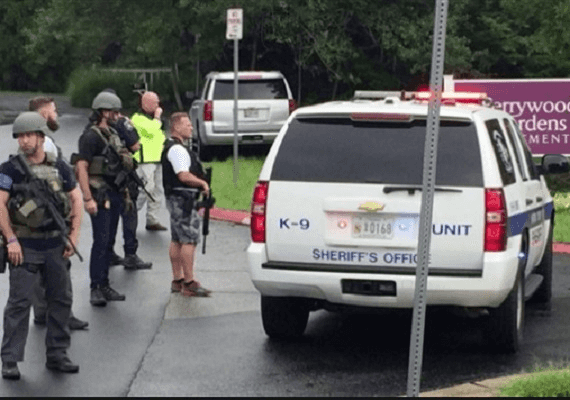 3 הרוגים, 2 פצועים בירי במרכז הפצה של בתי מרקחת "רייט-אייד" במרילנד