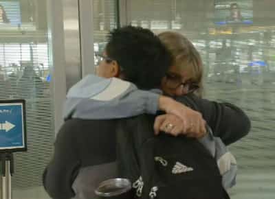 עזב לפני שיגורש: אב מקסיקני נפרד ממשפחתו – וסימן מגמה חדשה בארצות הברית