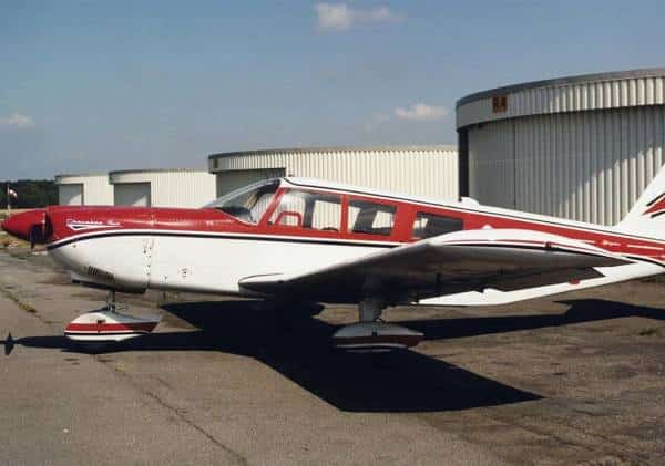 מהומה באוויר: טייס ונוסעת זינקו על בן 16 שהשתלט על מוט ההיגוי