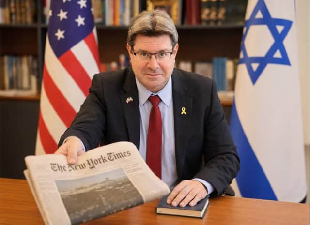 אקוניס: חציתם כל קו אדום - הקונסוליה מבטלת את המנוי לניו יורק טיימס